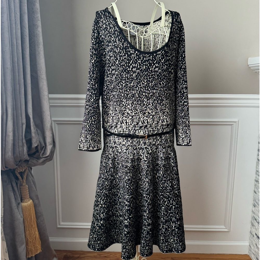 Preloved Dress by Carmen Marc Valvo